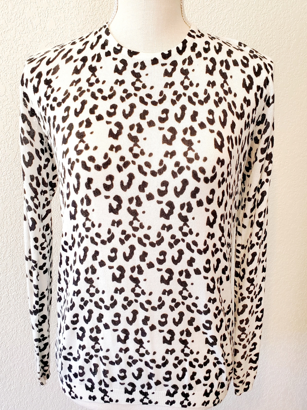 Leopard Print Long Sleeve Crewneck Top - White/Brown